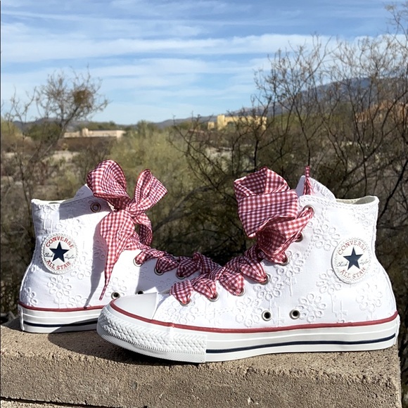 converse white eyelet